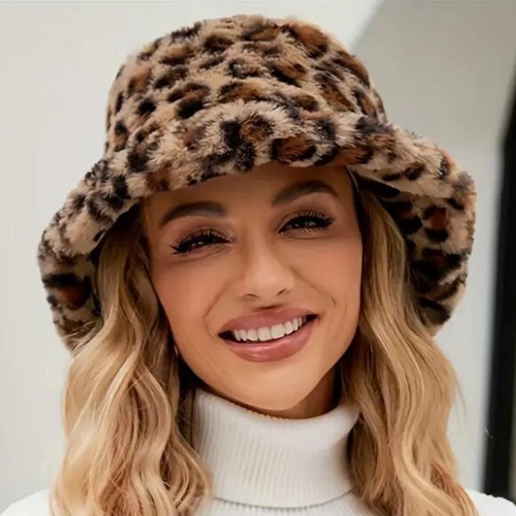 FAUX FUR LEOPARD PRINT BUCKET HAT - Picture 4 of 4